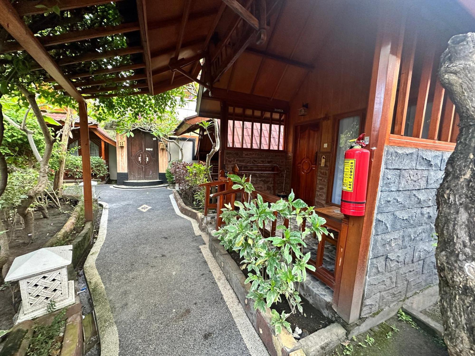 Sunny Rose Bungalows Gili Air - Adults Only Exteriér fotografie